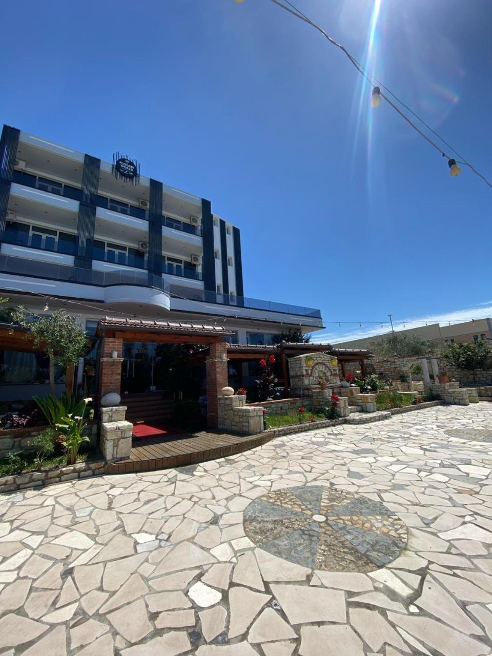 Sky World By Flogeri World 4* Narte