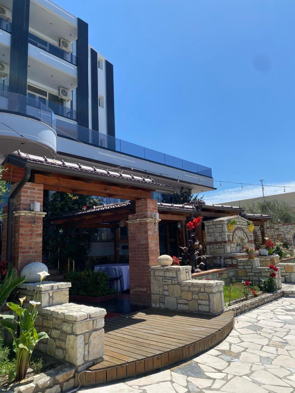 Hotel Sky World By Flogeri World 4*